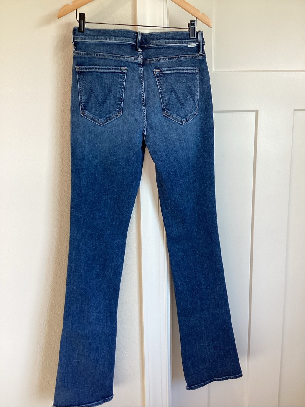 MOTHER Runaway Mid Rise Jeans Flare Slim New Size 29 Prized Possession Denim - Picture 13 of 16
